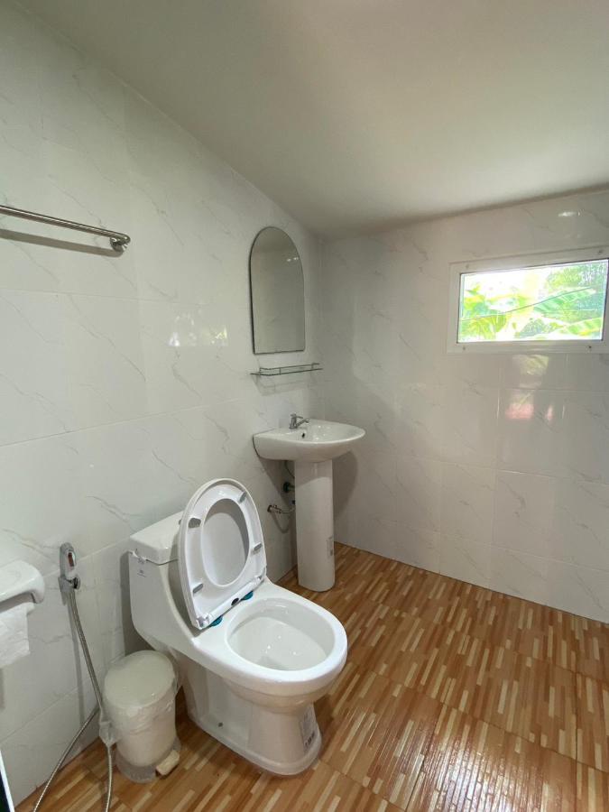 Hotel Baanphuthadol Mae Hong Son Exteriér fotografie