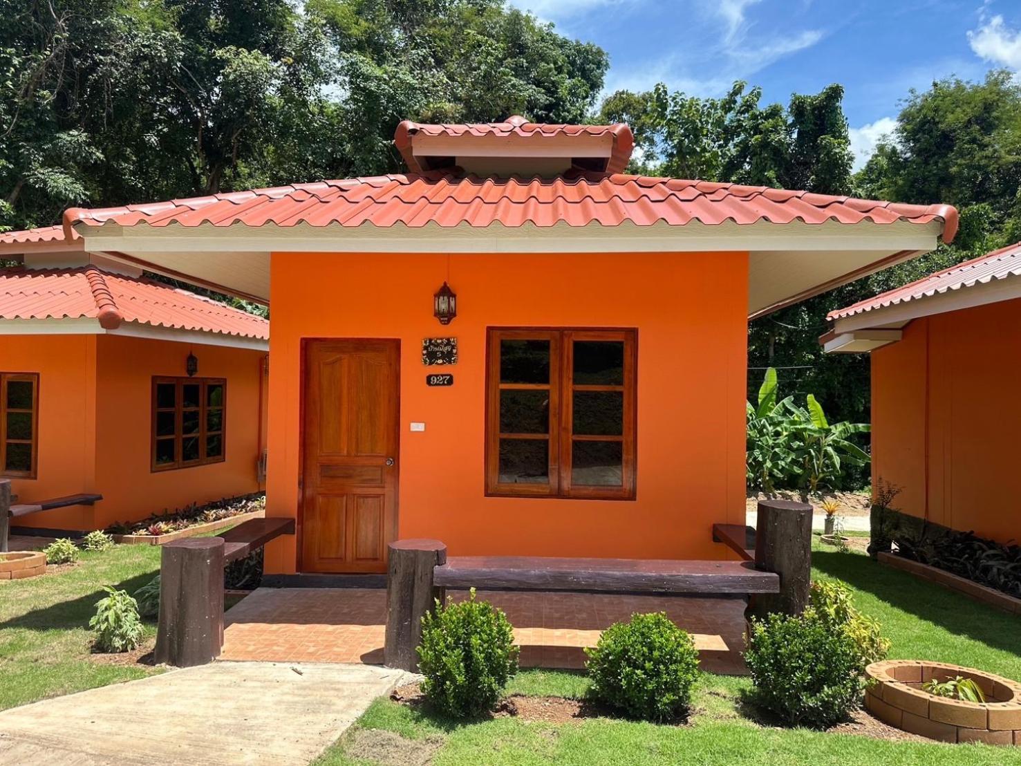 Hotel Baanphuthadol Mae Hong Son Exteriér fotografie